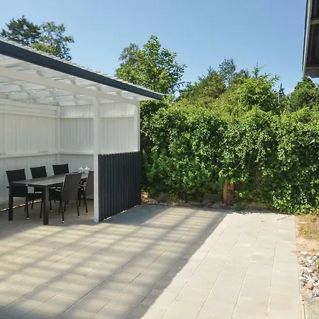 Dom wakacyjny Three-bedroom Holiday In Vaggerlose