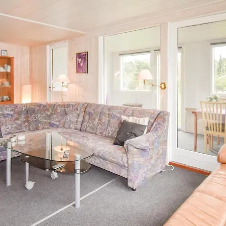 Dom wakacyjny Three-bedroom Holiday In Vaggerlose *