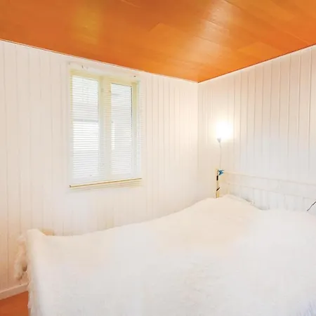 Three-bedroom Holiday In Vaggerlose Dom wakacyjny