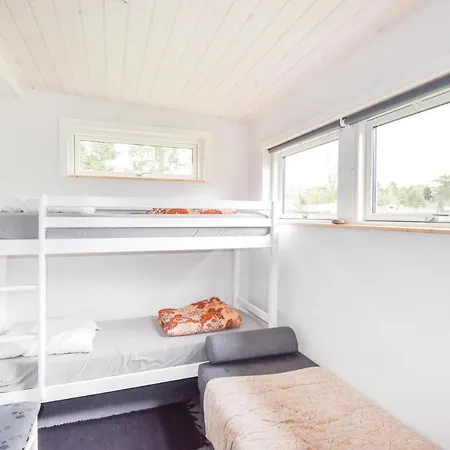 Dom wakacyjny Three-bedroom Holiday In Vaggerlose *